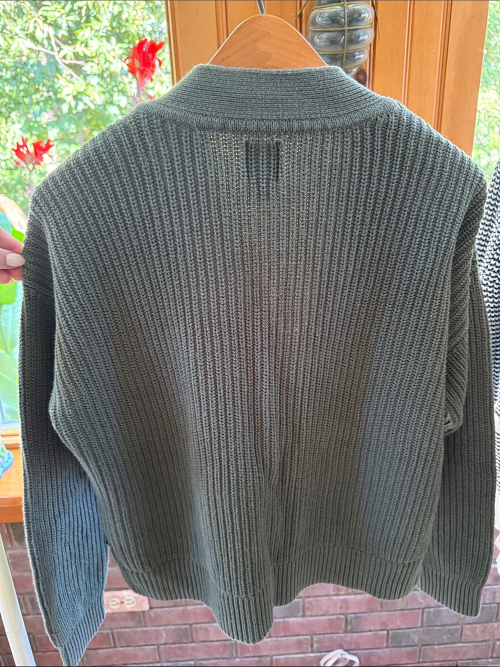 GAP Ribbed Button-Front Cardigan - Picture 2 of 6